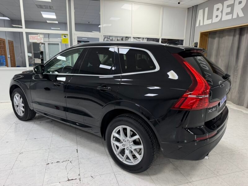 VOLVO XC60 2.0D4 190CV MOMENTUM GEARTRONIC