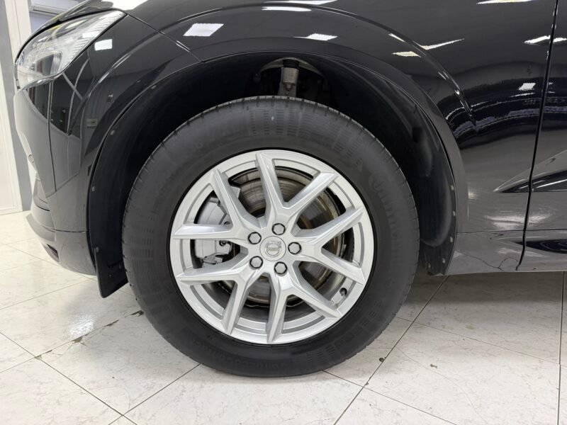VOLVO XC60 2.0D4 190CV MOMENTUM GEARTRONIC