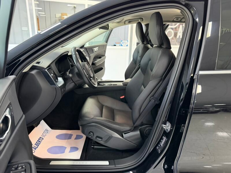 VOLVO XC60 2.0D4 190CV MOMENTUM GEARTRONIC