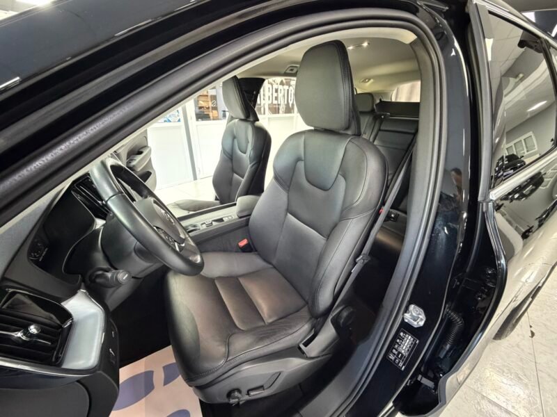 VOLVO XC60 2.0D4 190CV MOMENTUM GEARTRONIC