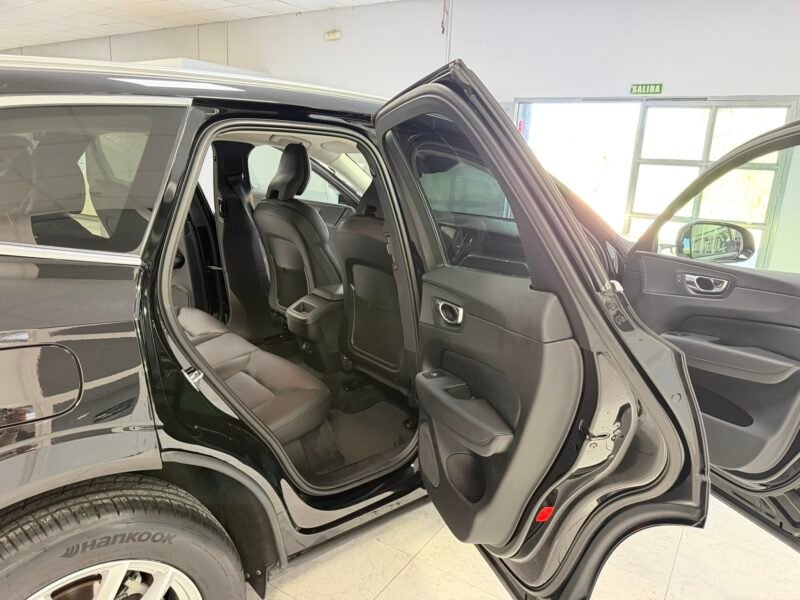 VOLVO XC60 2.0D4 190CV MOMENTUM GEARTRONIC