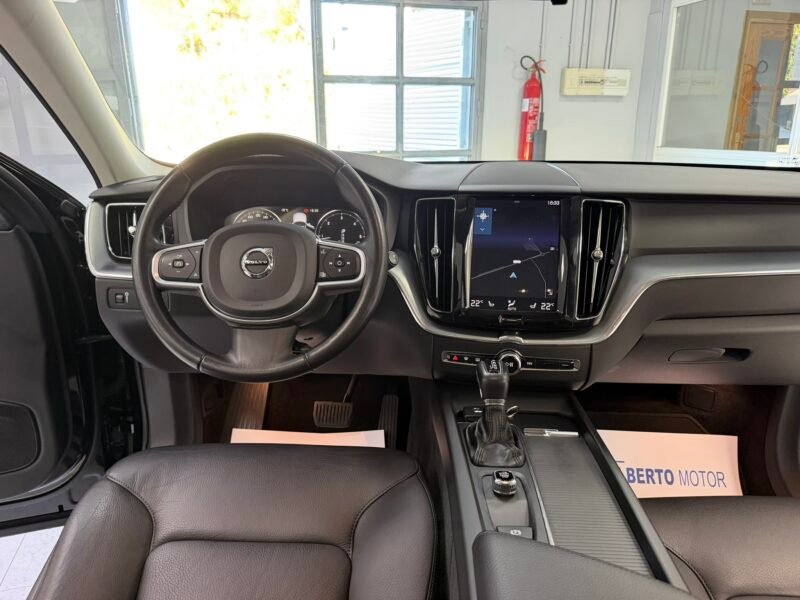 VOLVO XC60 2.0D4 190CV MOMENTUM GEARTRONIC