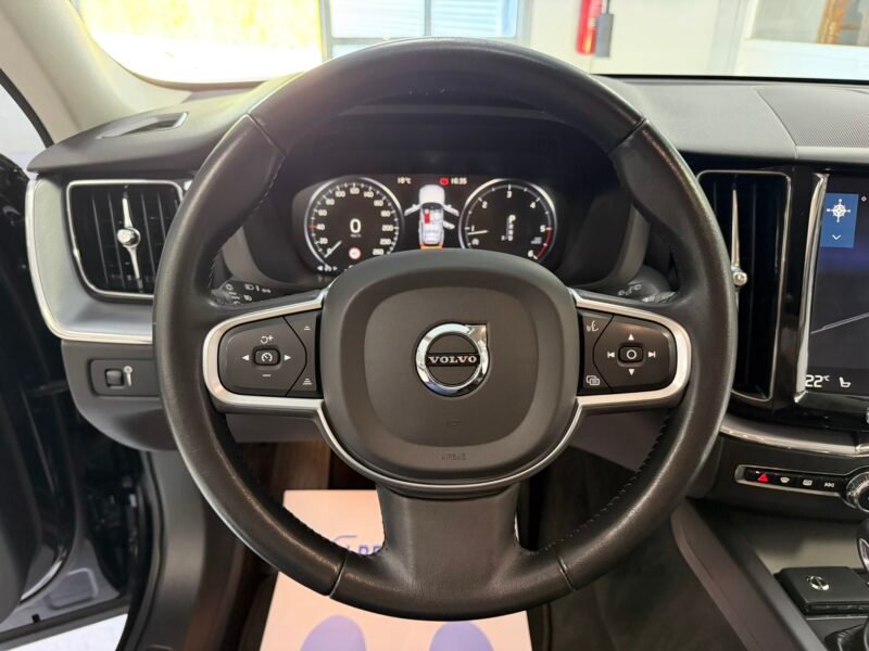VOLVO XC60 2.0D4 190CV MOMENTUM GEARTRONIC