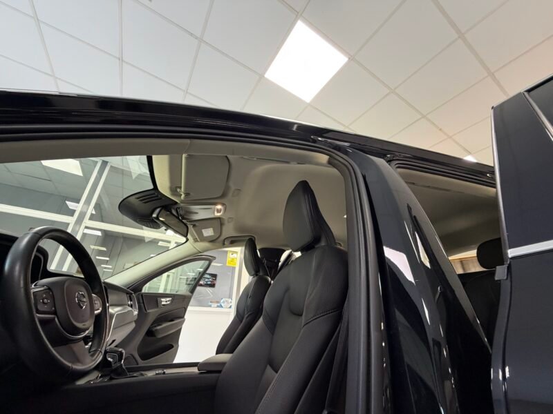 VOLVO XC60 2.0D4 190CV MOMENTUM GEARTRONIC