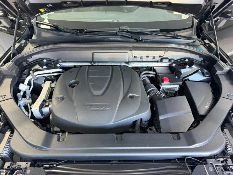 VOLVO XC60 2.0D4 190CV MOMENTUM GEARTRONIC