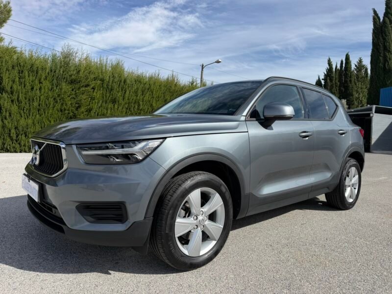 VOLVO XC40 2.0D3 150CV MOMENTUM