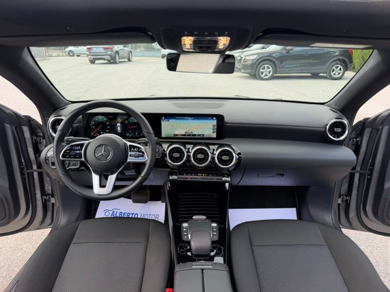 MERCEDES-BENZ CLA200D CLA200D 2.0D 150CV 8G-DCT