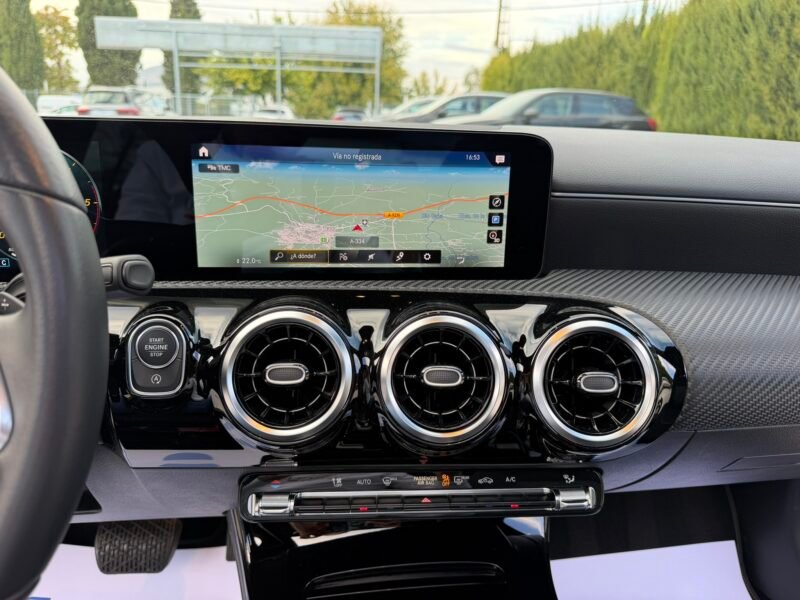 MERCEDES-BENZ CLA200D CLA200D 2.0D 150CV 8G-DCT