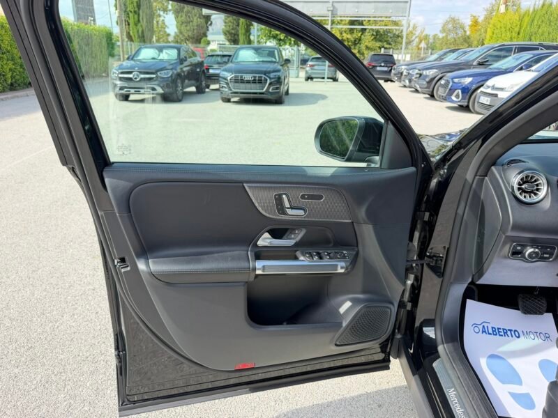 MERCEDES-BENZ GLB GLB180D 2.0D 116CV 8G-DCT