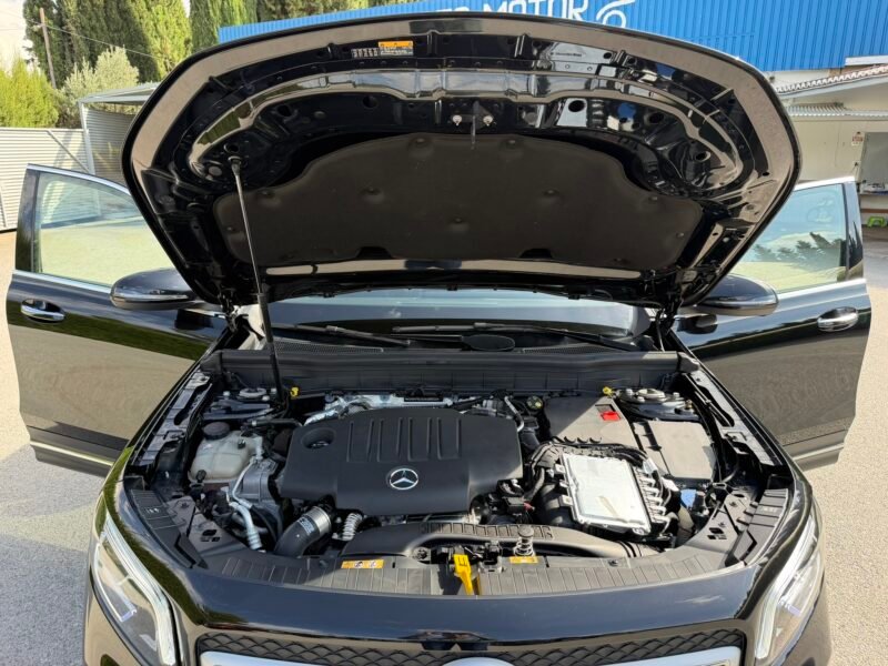 MERCEDES-BENZ GLB GLB180D 2.0D 116CV 8G-DCT
