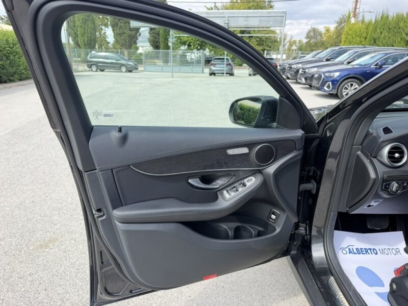 MERCEDES-BENZ GLC COUPE GLC300DE 4 MATIC 2.0D 306CV 9G-TRONIC
