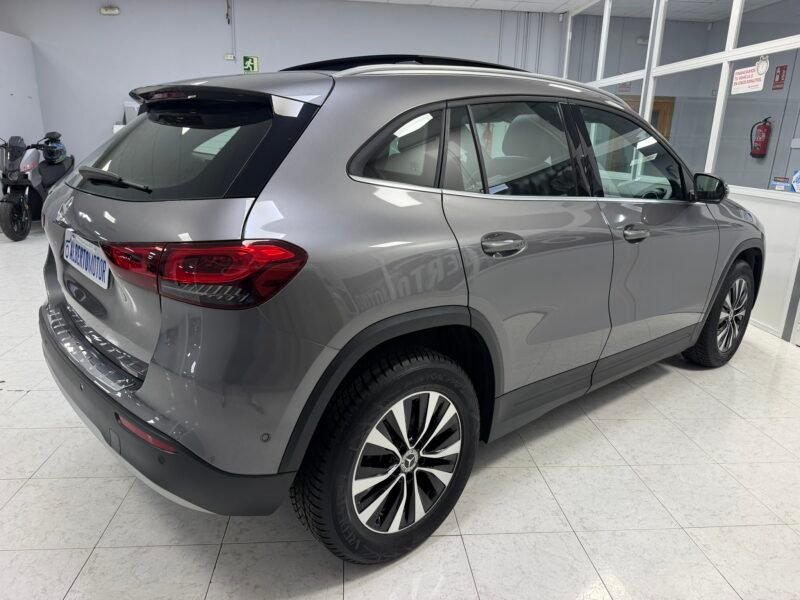 MERCEDES-BENZ GLA GLA180D 2.0D 116CV 8G-DCT