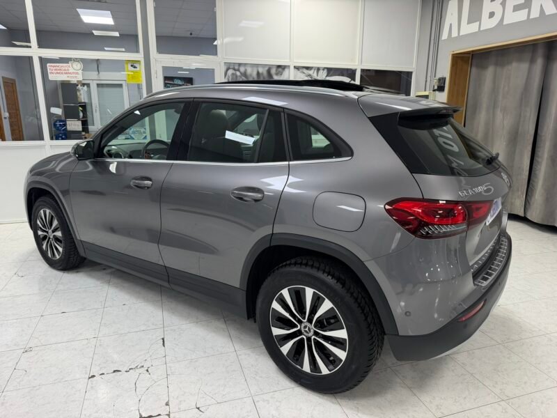 MERCEDES-BENZ GLA GLA180D 2.0D 116CV 8G-DCT