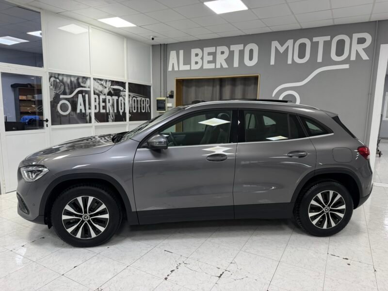 MERCEDES-BENZ GLA GLA180D 2.0D 116CV 8G-DCT