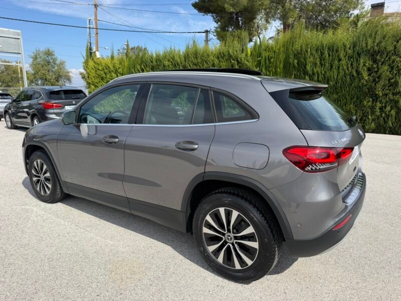 MERCEDES-BENZ GLA GLA180D 2.0D 116CV 8G-DCT