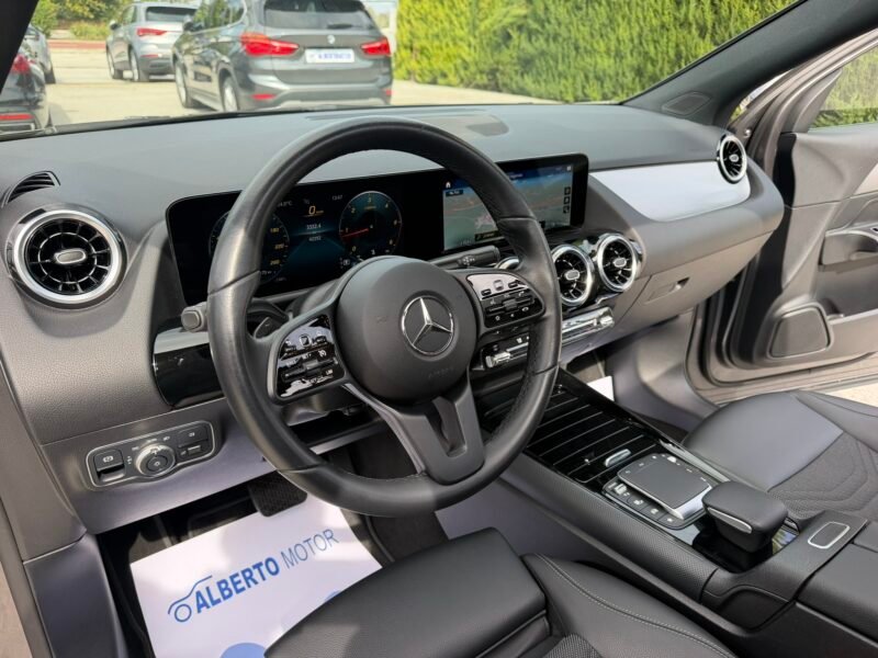 MERCEDES-BENZ GLA GLA180D 2.0D 116CV 8G-DCT