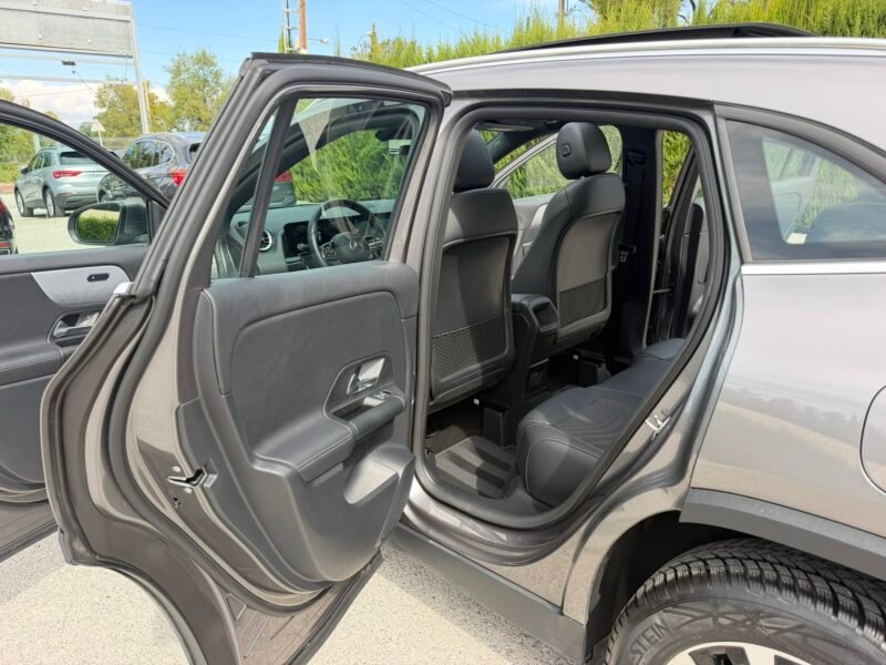 MERCEDES-BENZ GLA GLA180D 2.0D 116CV 8G-DCT