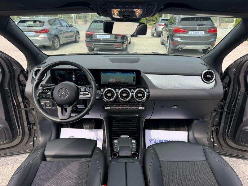MERCEDES-BENZ GLA GLA180D 2.0D 116CV 8G-DCT