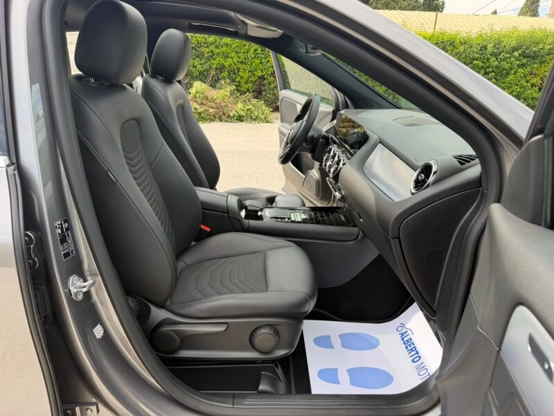 MERCEDES-BENZ GLA GLA180D 2.0D 116CV 8G-DCT