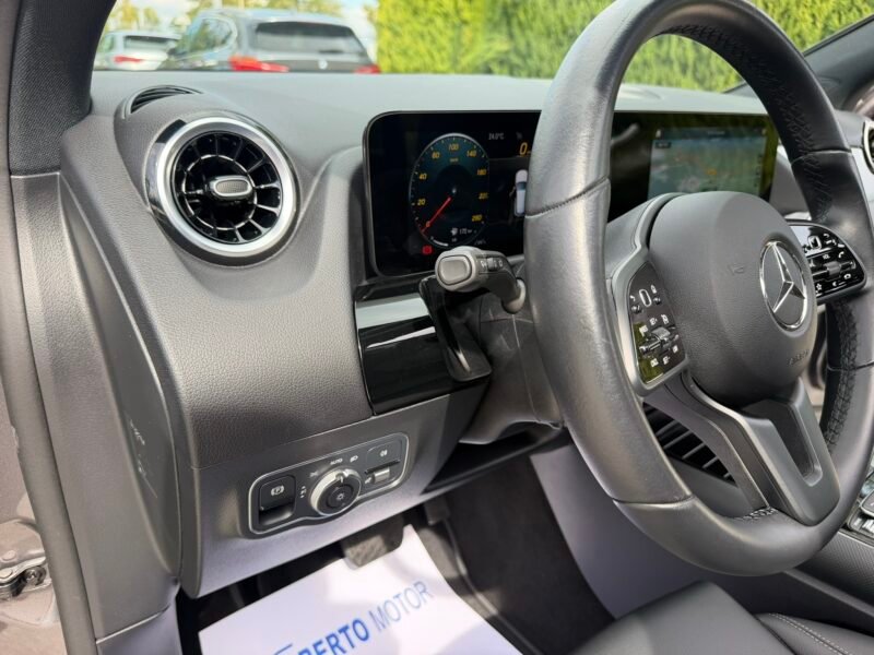 MERCEDES-BENZ GLA GLA180D 2.0D 116CV 8G-DCT
