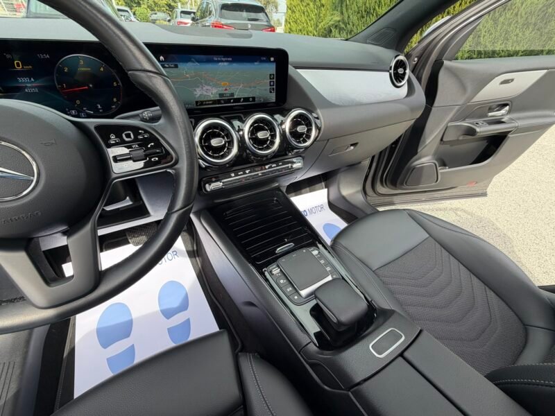 MERCEDES-BENZ GLA GLA180D 2.0D 116CV 8G-DCT